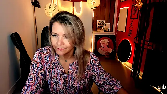 NicoleHitman online show from 26, 7, 2026