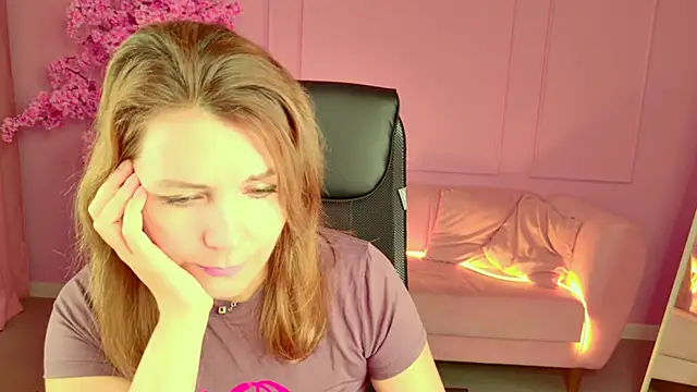 NicoleHitman online show from 7, 11, 2025