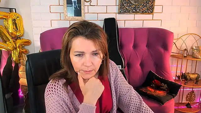 NicoleHitman online show from 16, 9, 2025