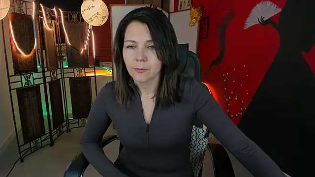 NicoleHitman online show from 17, 3, 2025
