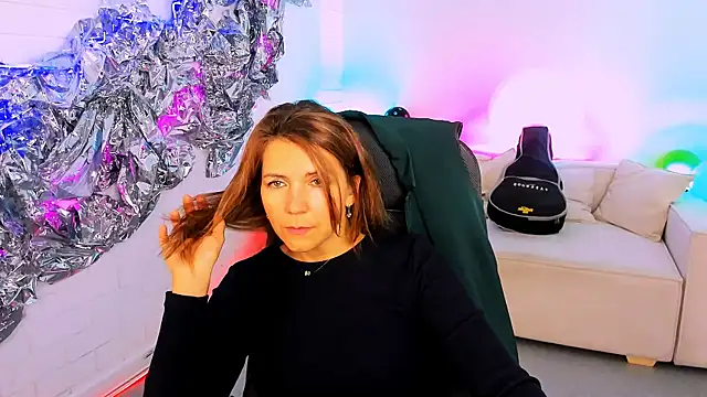 NicoleHitman online show from 9, 9, 2025