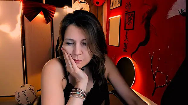 NicoleHitman online show from 14, 12, 2025