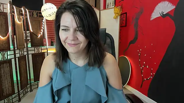 NicoleHitman online show from 14, 3, 2025