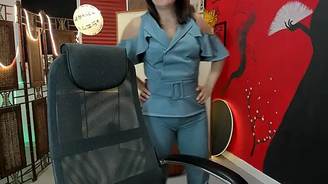 NicoleHitman online show from 14, 3, 2025