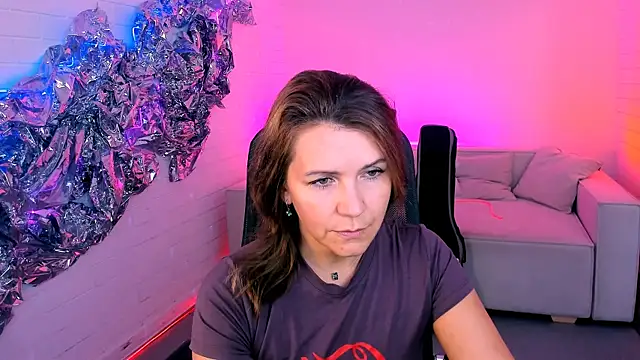 NicoleHitman online show from 15, 9, 2025