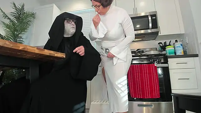 realtoxxxxmaria online show from 27, 10, 2025