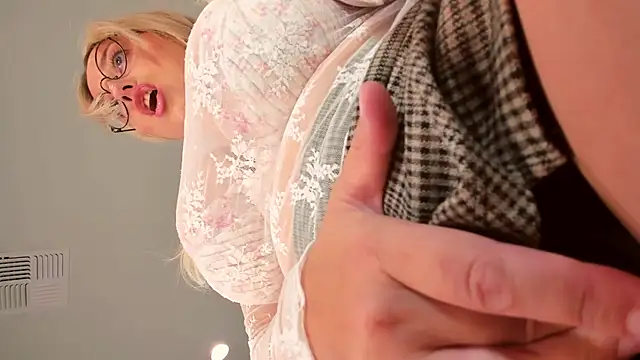 realtoxxxxmaria online show from 31, 10, 2025