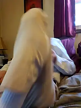 Snapshot of smooothbb chatting on 5, 10, 2025 smooothbb online show from 5, 10, 2025