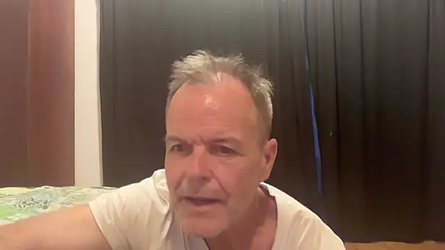 Snapshot of pleasuresponge chatting on 11, 4, 2026 pleasuresponge online show from 11, 4, 2026