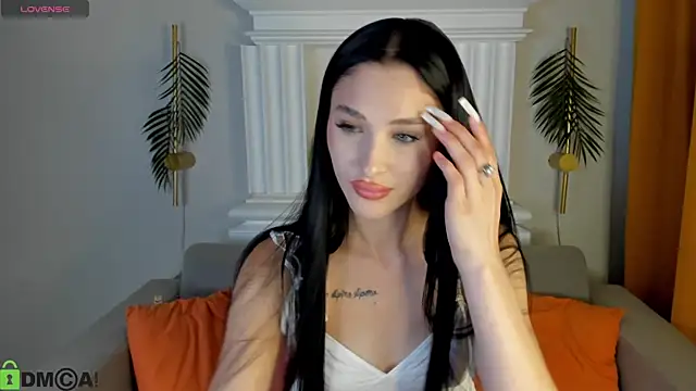 Snapshot of Erika_Flame chatting on 20, 7, 2026 Erika Flame online show from 20, 7, 2026