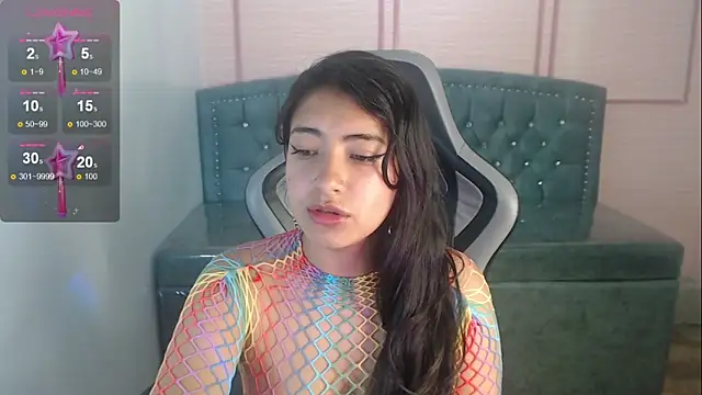 Snapshot of alexa_romero_t chatting on 7, 10, 2025 alexa romero t online show from 7, 10, 2025