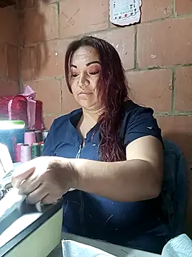 isis milove online show from 8, 3, 2026