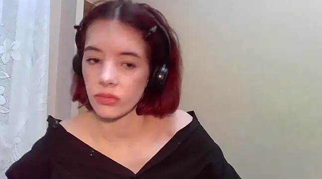  Amber Doll  online show from 10, 3, 2025