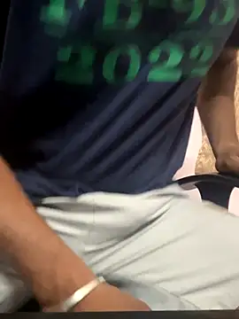 Snapshot of RightFielder chatting on 9, 9, 2025 RightFielder online show from 9, 9, 2025