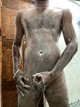 Snapshot of RightFielder chatting on 8, 10, 2025 RightFielder online show from 8, 10, 2025