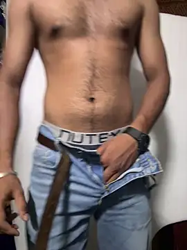 Snapshot of RightFielder chatting on 16, 10, 2025 RightFielder online show from 16, 10, 2025