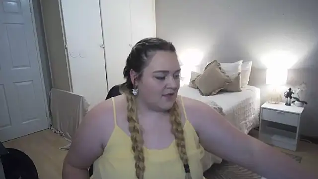 Neytjie online show from 28, 11, 2025