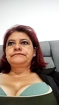 Snapshot of BiancaSteel chatting on 12, 11, 2025 BiancaSteel online show from 12, 11, 2025