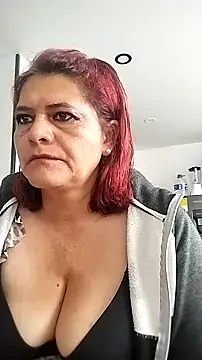 Snapshot of BiancaSteel chatting on 13, 11, 2025 BiancaSteel online show from 13, 11, 2025