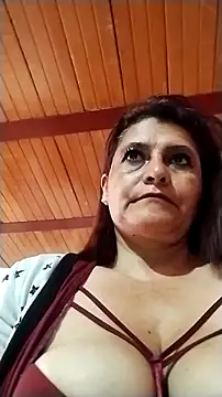 Snapshot of BiancaSteel chatting on 25, 11, 2025 BiancaSteel online show from 25, 11, 2025