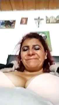 Snapshot of BiancaSteel chatting on 9, 11, 2025 BiancaSteel online show from 9, 11, 2025