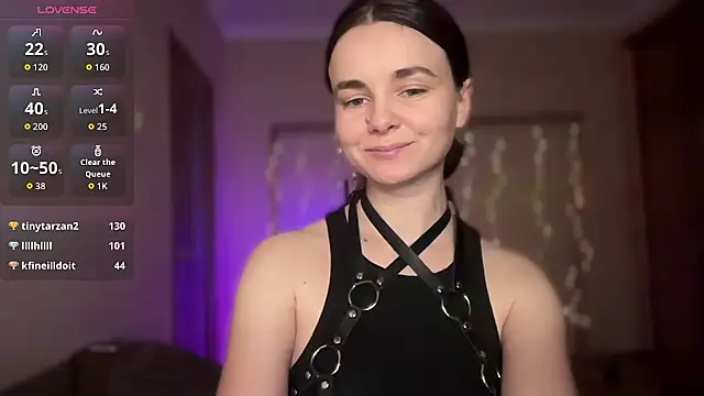 Snapshot of lanaloulou chatting on 30, 10, 2025 lanaloulou online show from 30, 10, 2025