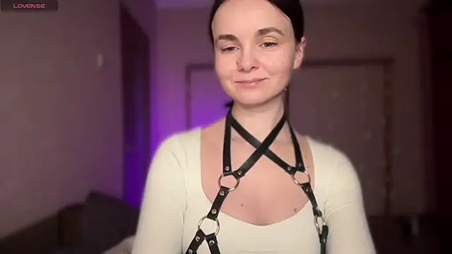 Snapshot of lanaloulou chatting on 10, 10, 2025 lanaloulou online show from 10, 10, 2025