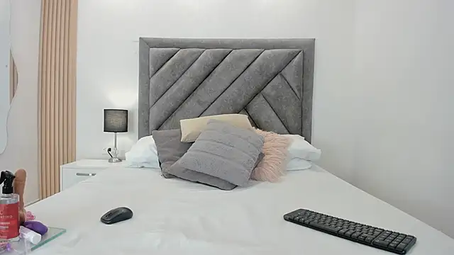 sweetandyy  online show from 28, 4, 2026