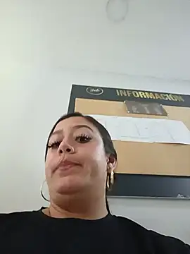 Snapshot of LeilaHiuston chatting on 21, 7, 2026 LeilaHiuston online show from 21, 7, 2026