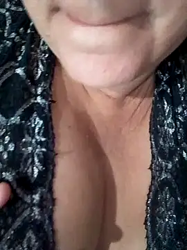 Sandra42 online show from 24, 11, 2025