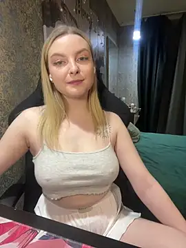 Snapshot of Lina_ly chatting on 18, 3, 2025 Lina ly online show from 18, 3, 2025
