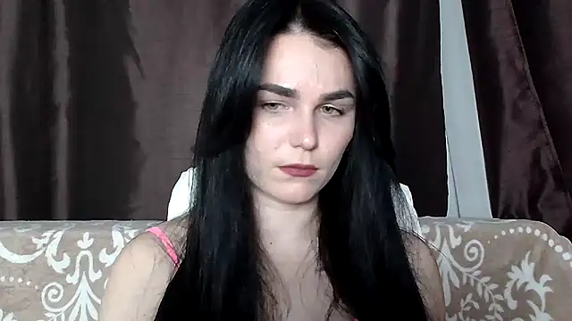 Silviaa online show from 7, 3, 2025