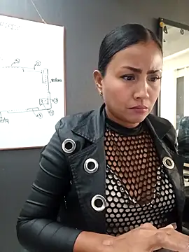 Ariana Rodriguez online show from 8, 3, 2025