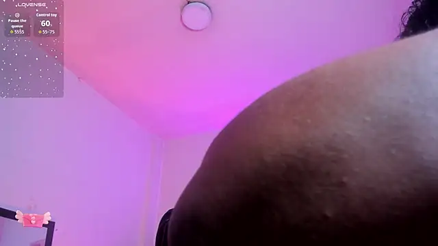 Ayliinn  online show from 20, 11, 2025