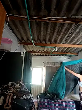 Valen Person online show from 4, 11, 2025