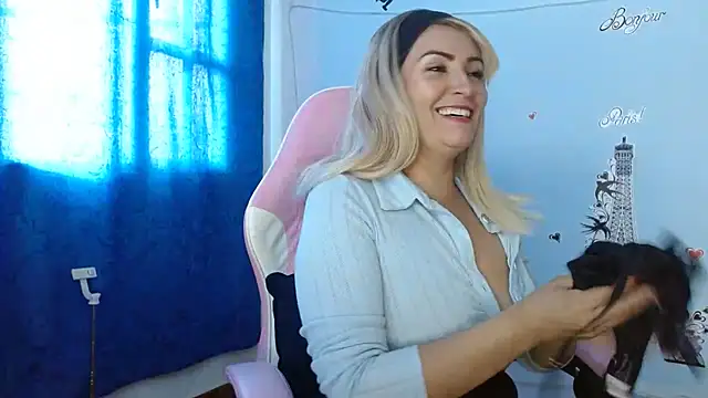 nanis milf online show from 19, 4, 2026