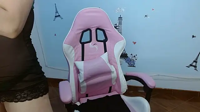 nanis milf online show from 16, 4, 2026