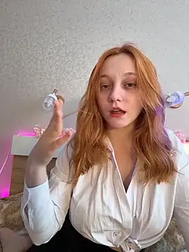 Snapshot of Bonechka chatting on 28, 4, 2026 Bonechka online show from 28, 4, 2026
