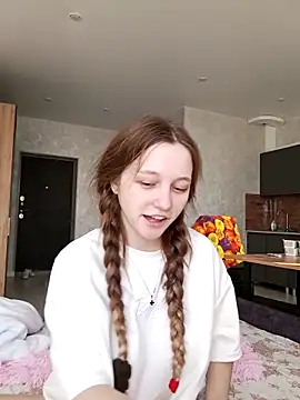 Snapshot of Bonechka chatting on 20, 10, 2025 Bonechka online show from 20, 10, 2025