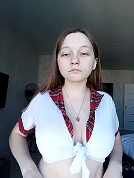 Snapshot of Bonechka chatting on 13, 10, 2025 Bonechka online show from 13, 10, 2025