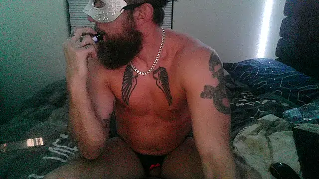 Snapshot of Brandon_Rob chatting on 11, 3, 2025 Brandon Rob online show from 11, 3, 2025