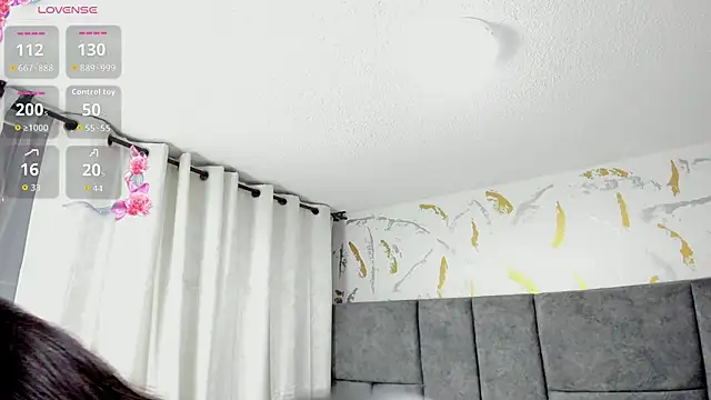 Cristal Velle online show from 21, 11, 2025