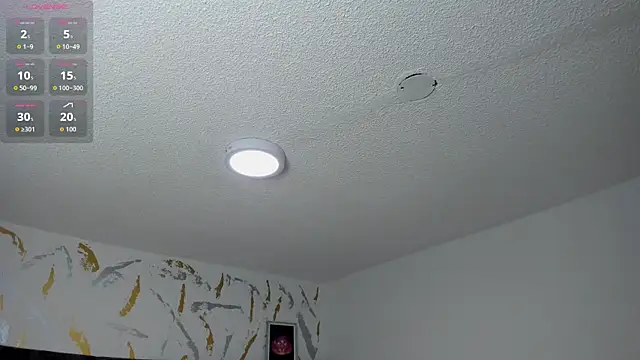 Cristal Velle online show from 9, 2, 2026