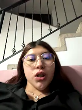 BellaRosee   online show from 23, 9, 2025