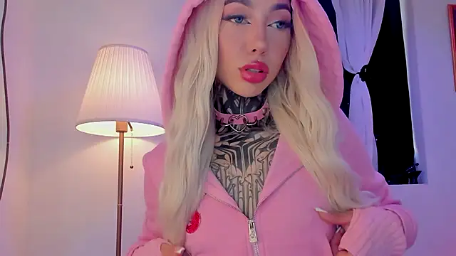 Dani Valen online show from 4, 11, 2025