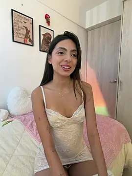 ZaraLuuv online show from 17, 7, 2026