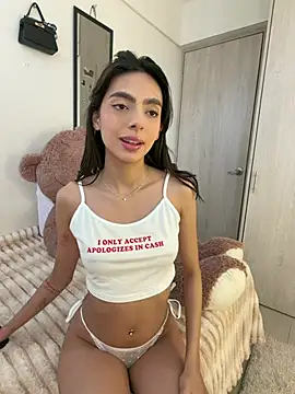 ZaraLuuv online show from 4, 4, 2026