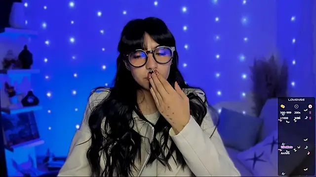 Saraa Desiree online show from 19, 12, 2025