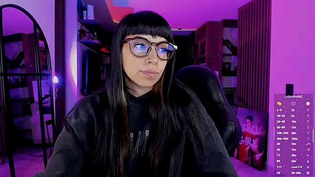 Saraa Desiree online show from 18, 2, 2026