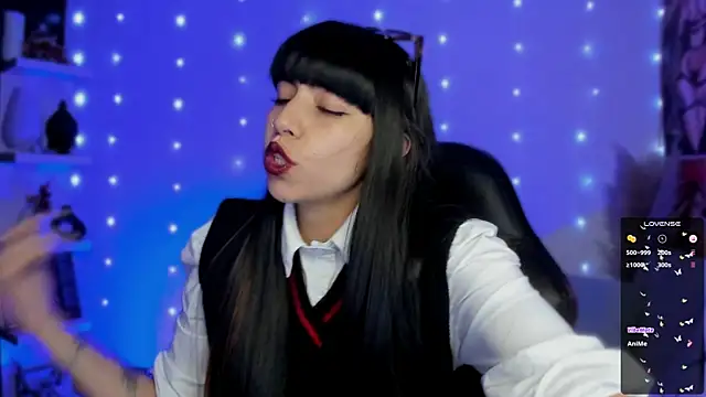 Snapshot of Saraa_Desiree chatting on 30, 11, 2025 Saraa Desiree online show from 30, 11, 2025